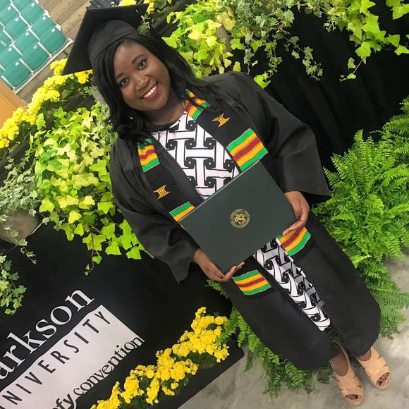 Meet your Posher, Adannia - Picture 1 of 1